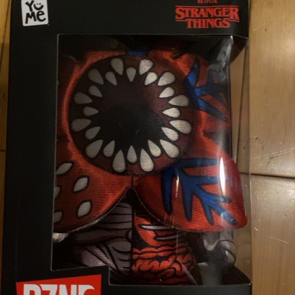 Stranger things bundle. - Picture 6 of 8
